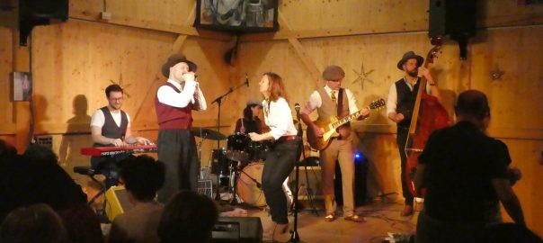 Bilder vom Konzert von Lilli Kern mit Herbie & The Mudcats im Kulturfleckerl Eßling